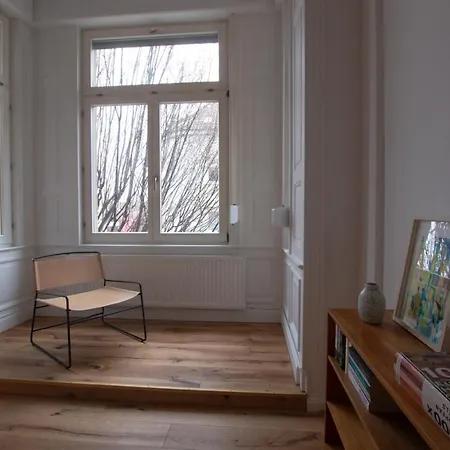 Beauho : Grosse Designwohnung Im Zentrum *