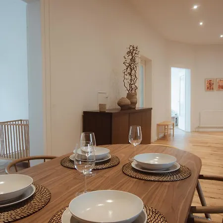 Beauho : Grosse Designwohnung Im Zentrum Διαμέρισμα
