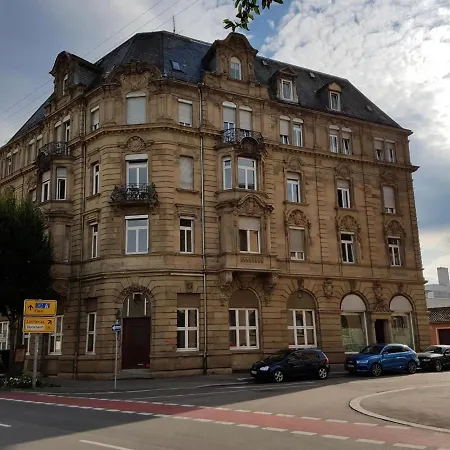 Beauho : Grosse Designwohnung Im Zentrum *
